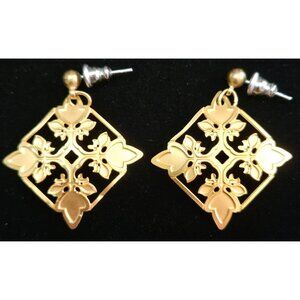 Hawaiian Quilt Square Goldtone Earrings